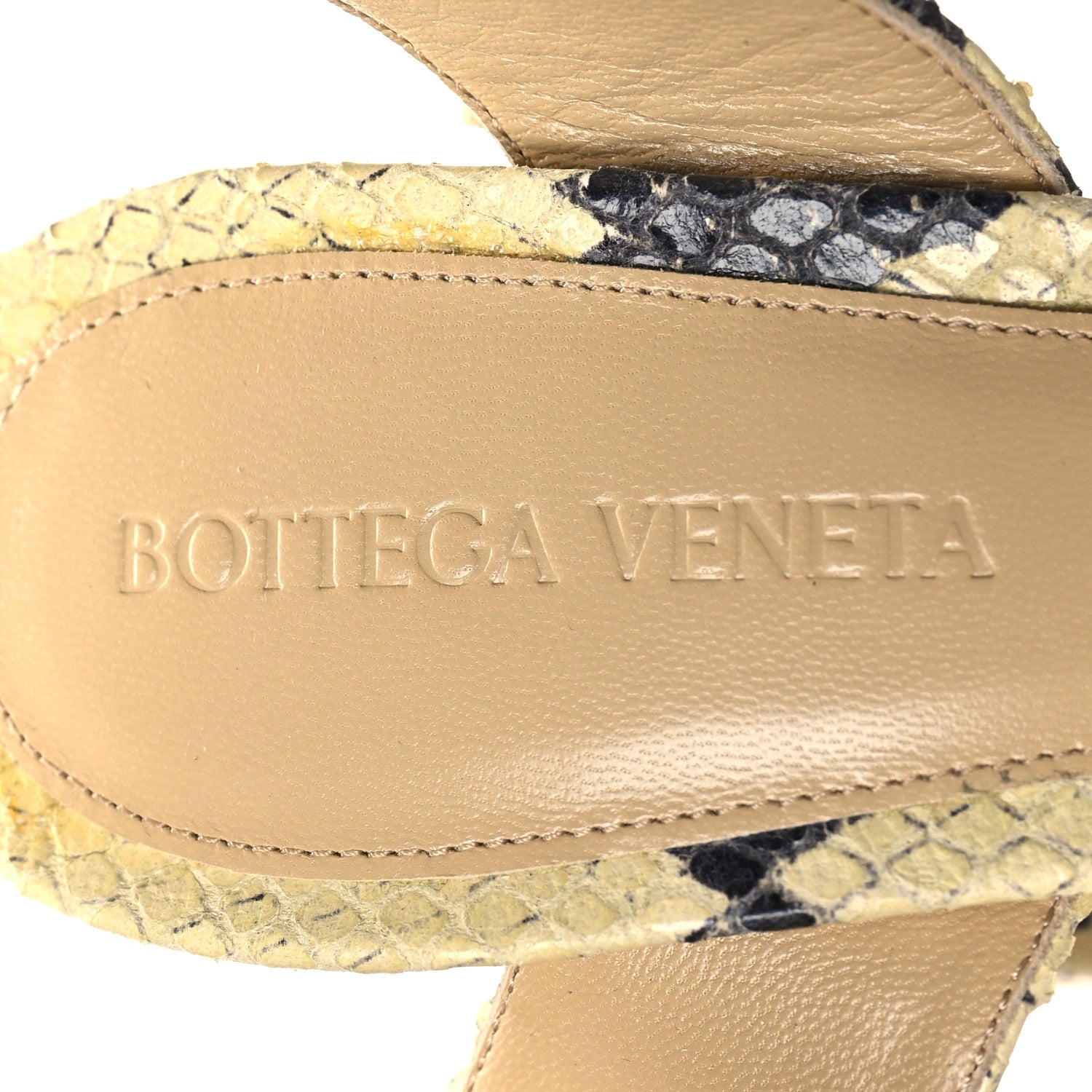 Bottega Veneta Faded Goatskin Python Printed Tower 40/140mm Platform Pumps 37 Kiwi Black 7 of 7