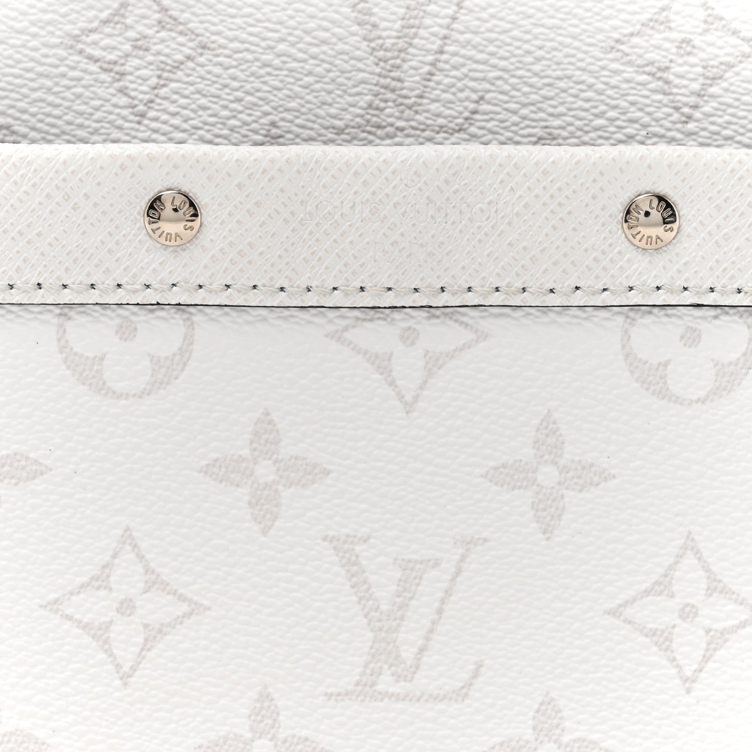 Louis Vuitton Taiga Monogram Alpha Messenger Optic White 8 of 13