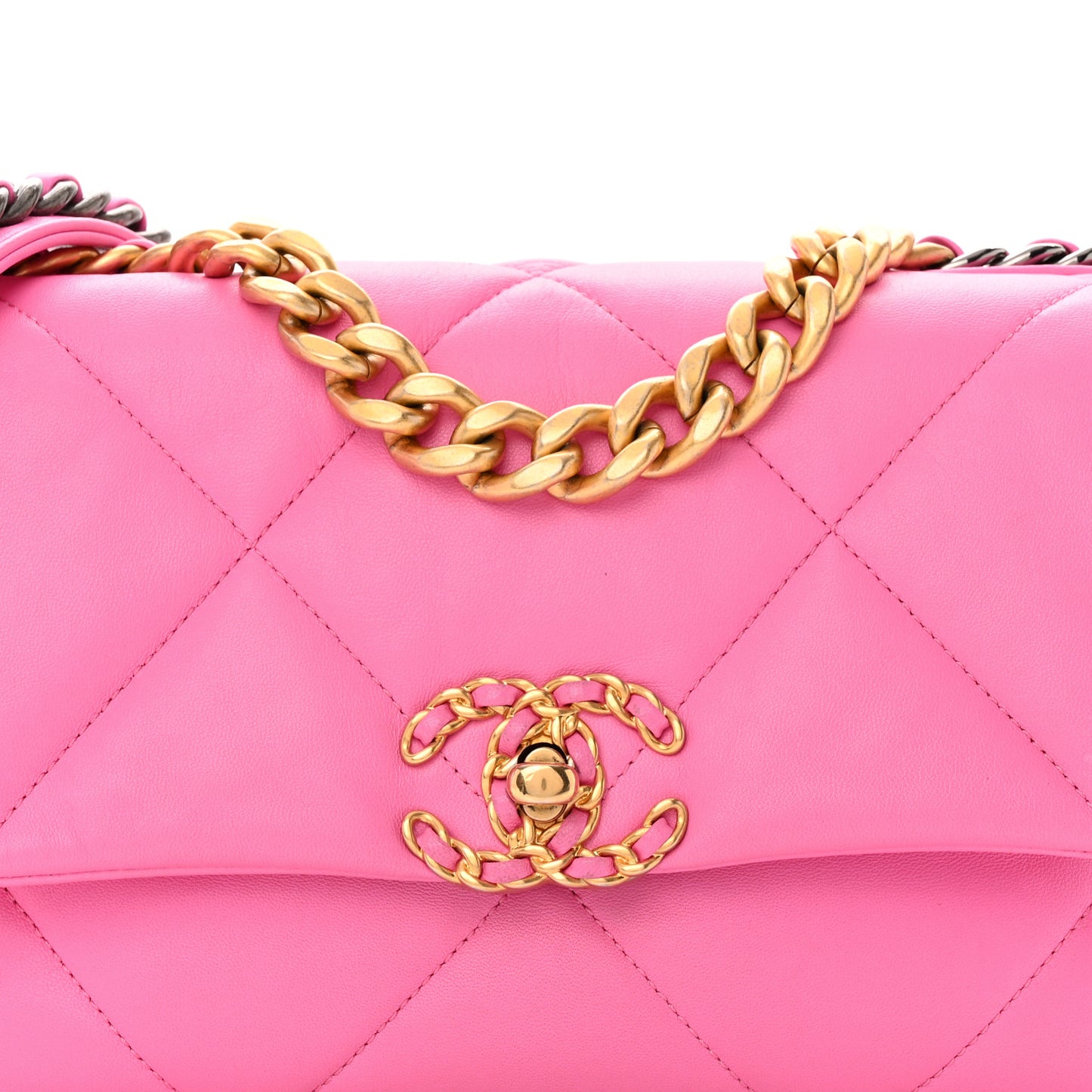 Lambskin Quilted Medium Chanel 19 Flap Pink