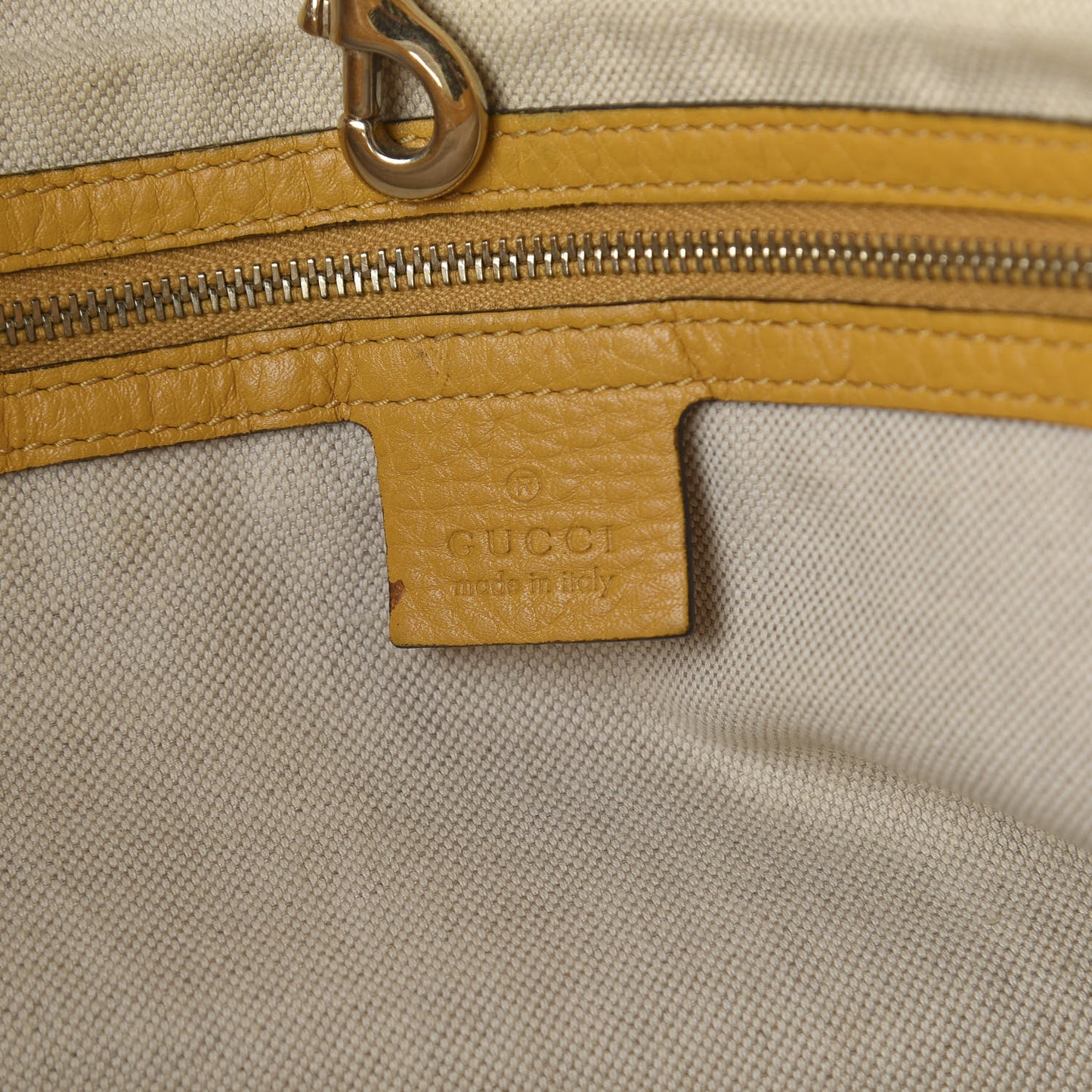 Pebbled Calfskin Medium Bella Tote Bumblebee