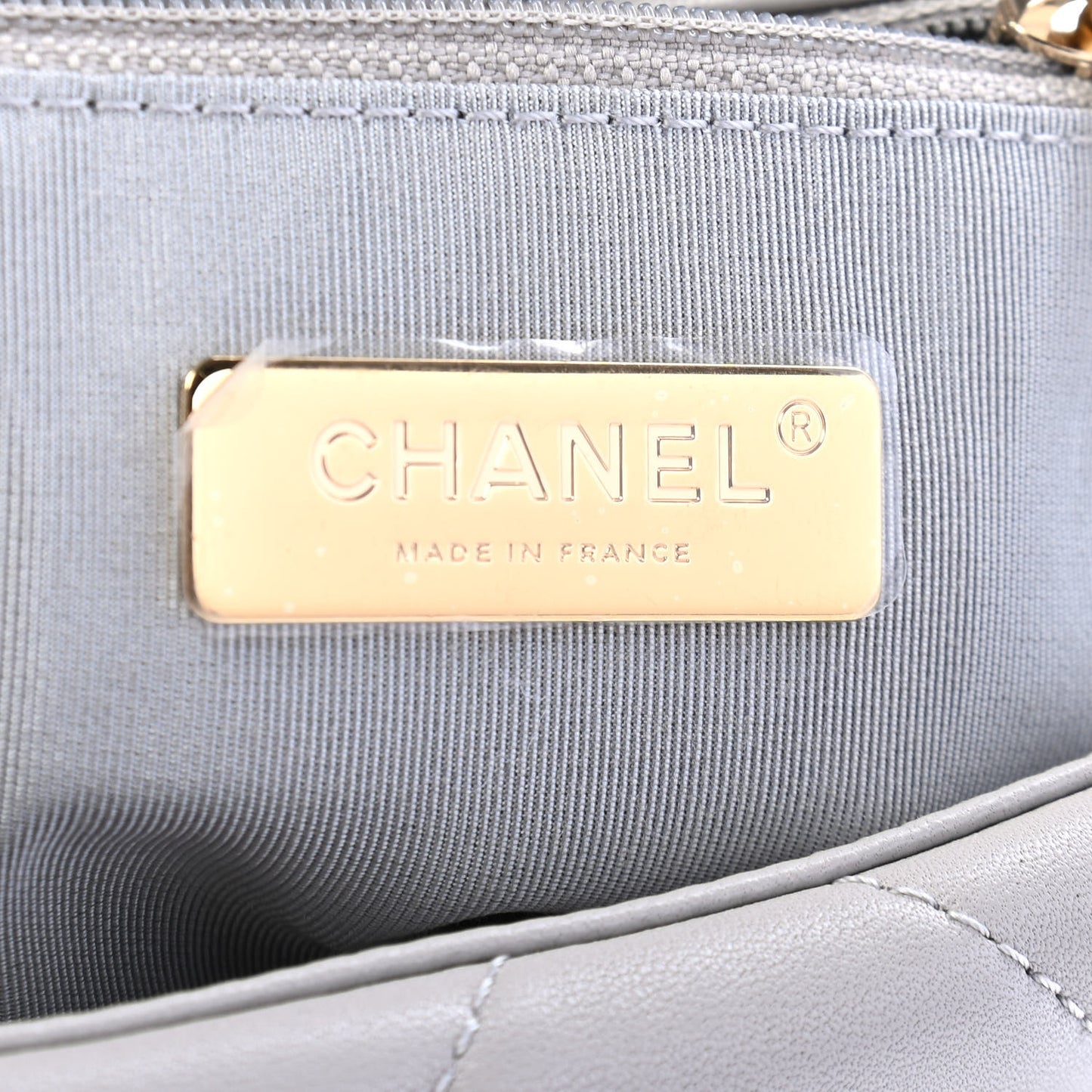 Lambskin Quilted Medium Chanel 19 Flap Grey