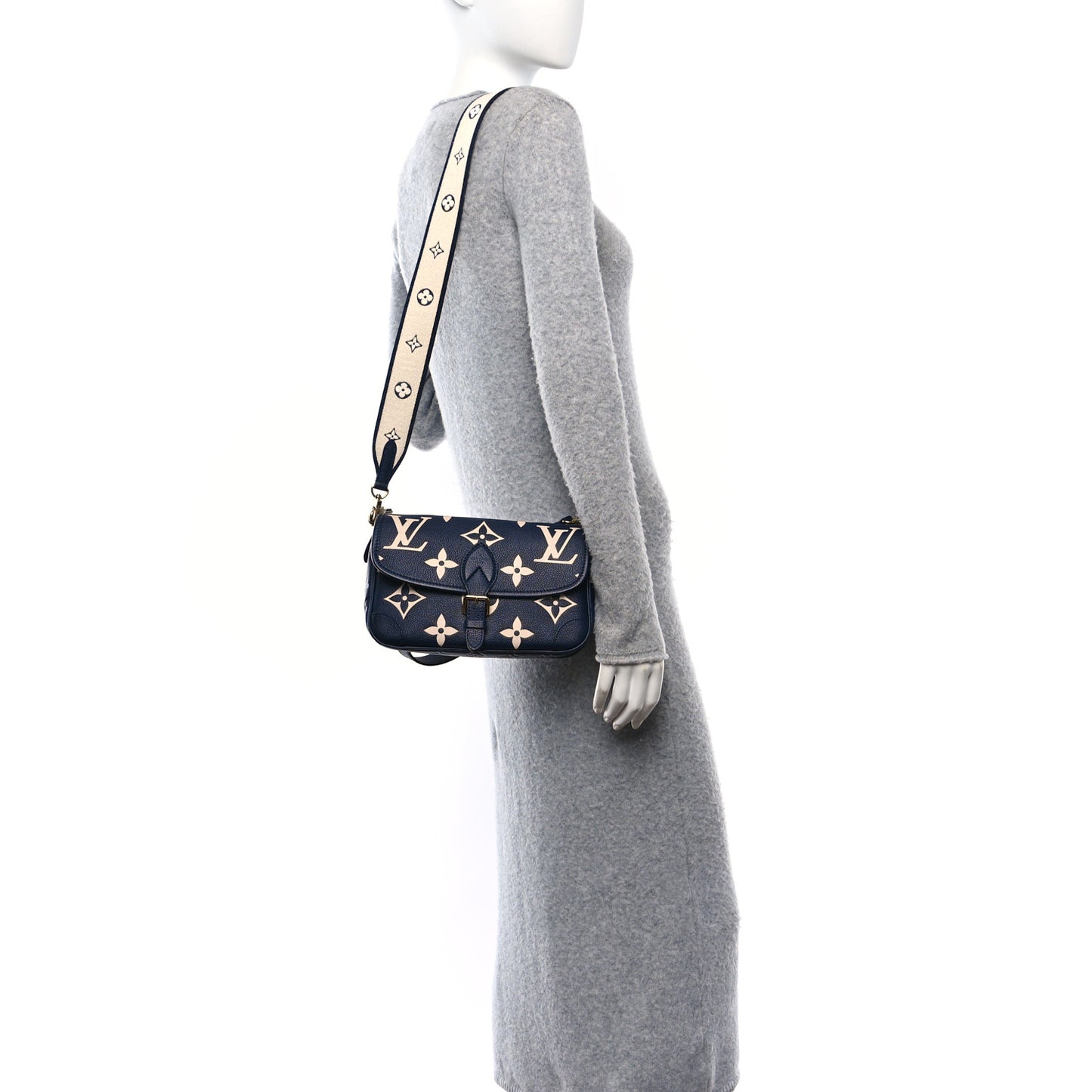 Empreinte Giant Monogram Diane Navy Creme