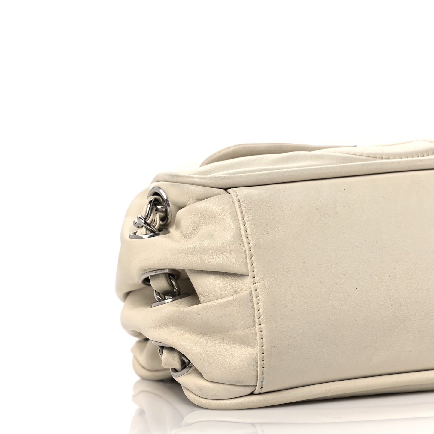 Calfskin Diagonal Ligne Flap White