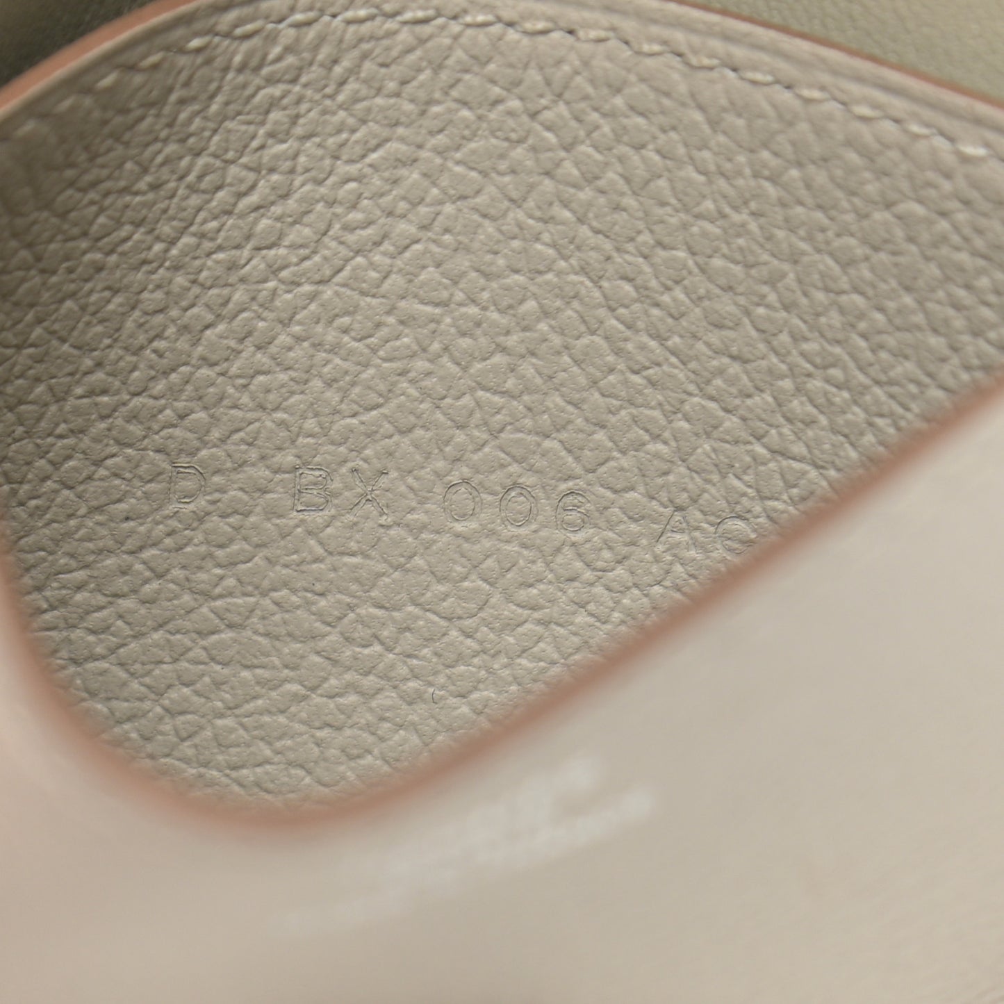 Togo Dogon Card Case Gris Perle