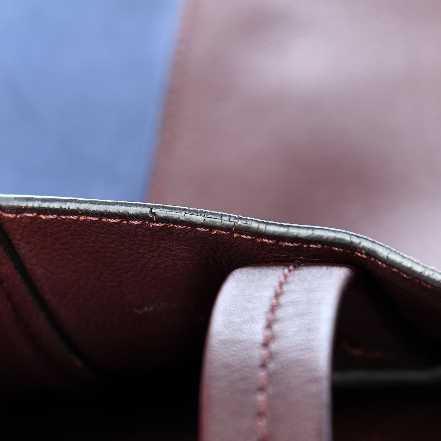Calfskin Suede Large Phantom Luggage Cabas Burgundy Blue