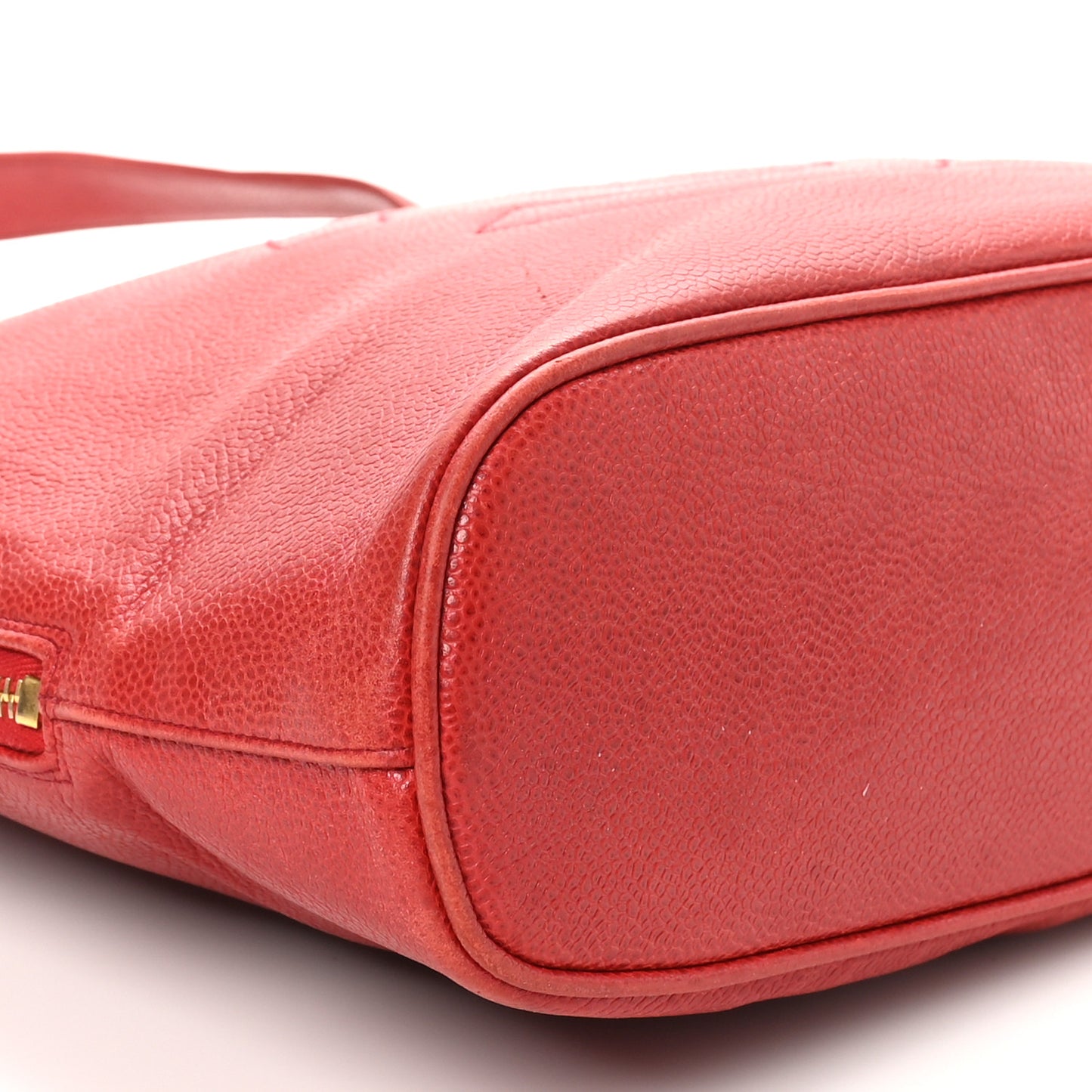 Caviar Large CC Shoulder Bag Red