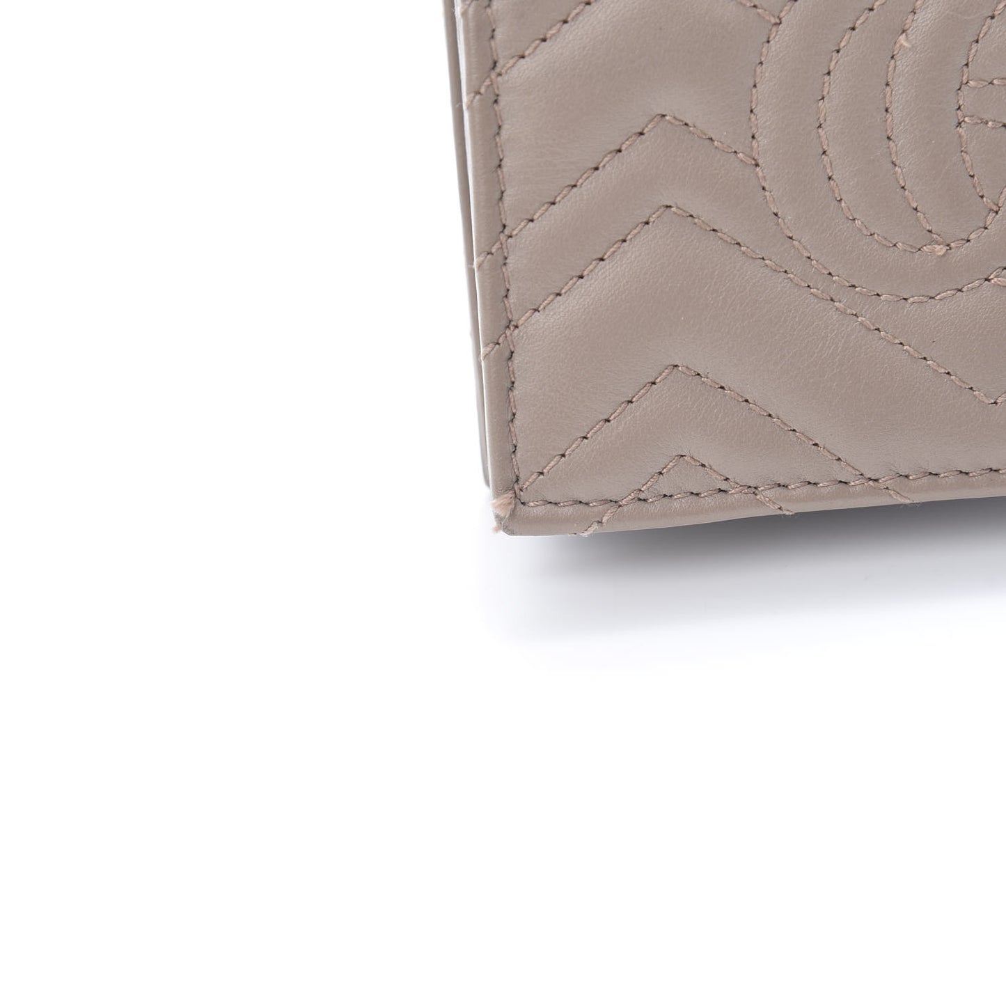 Calfskin Matelasse GG Marmont Card Case Wallet Porcelain Rose