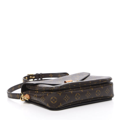 Louis Vuitton Monogram Pochette Metis 4 of 12