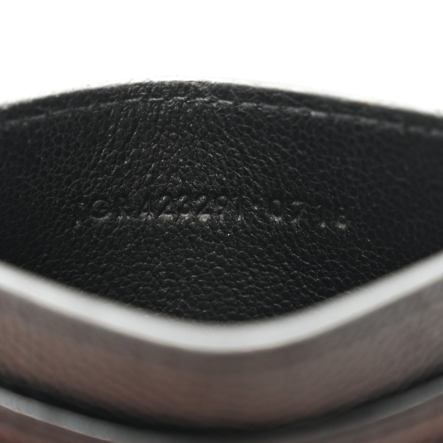 Grain De Poudre Matelasse Chevron Monogram Credit Card Case Black