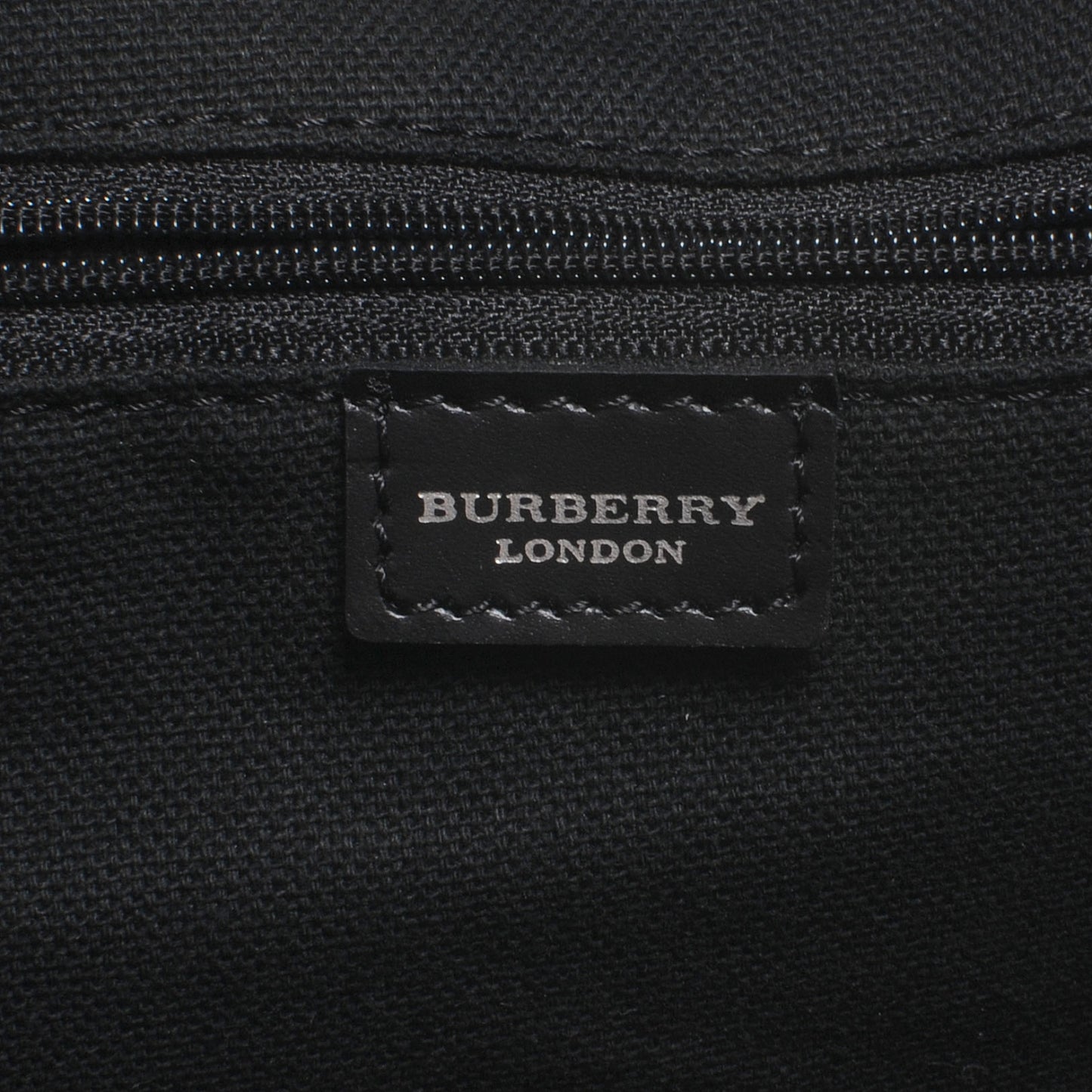 House Check Buckle Tote Black