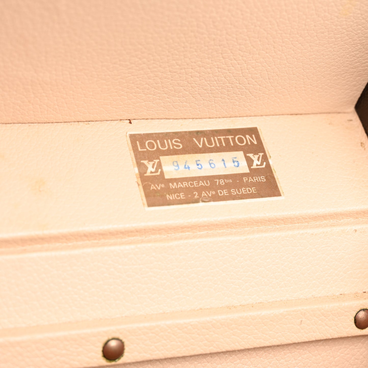 Monogram Boite Pharmacie Toiletry Case