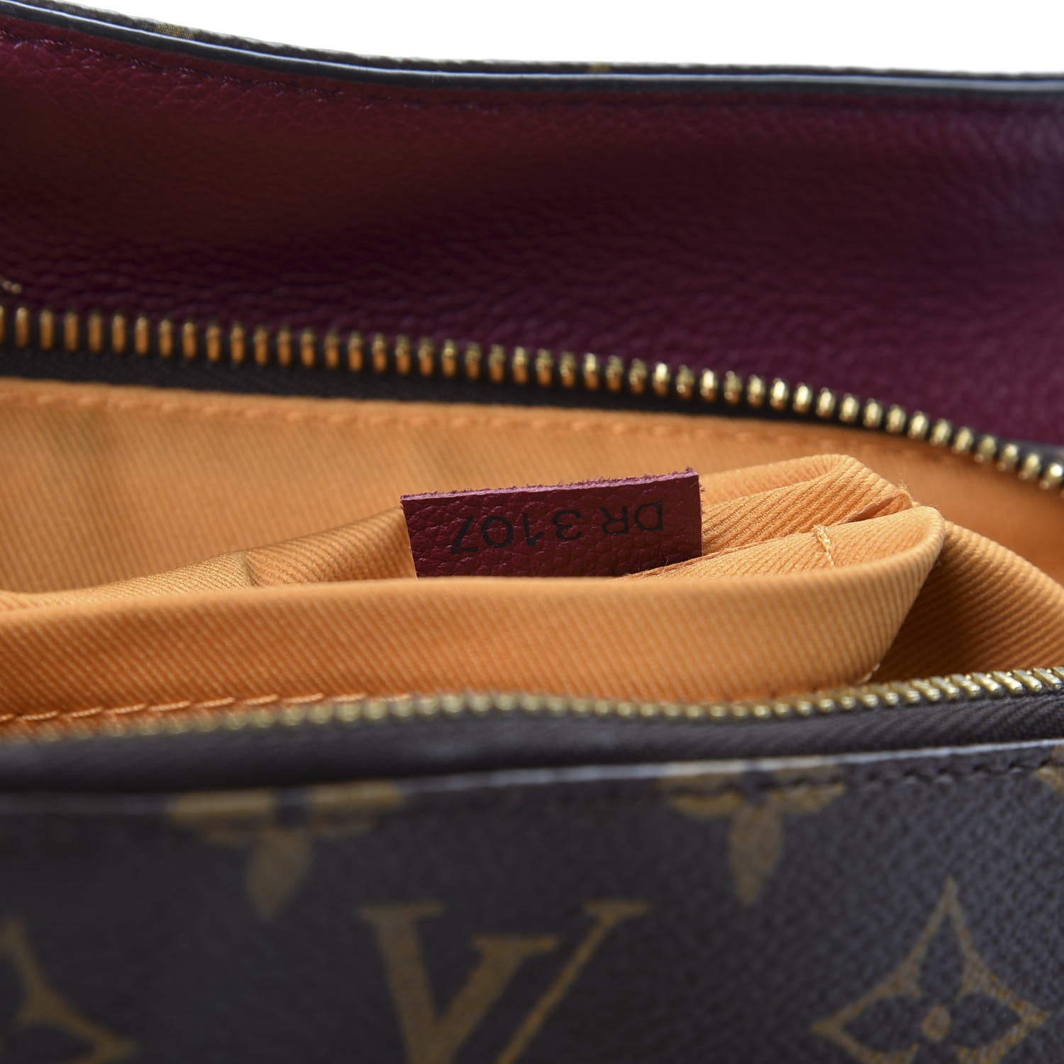 Louis Vuitton Monogram Manhattan NM Raisin 8 of 9