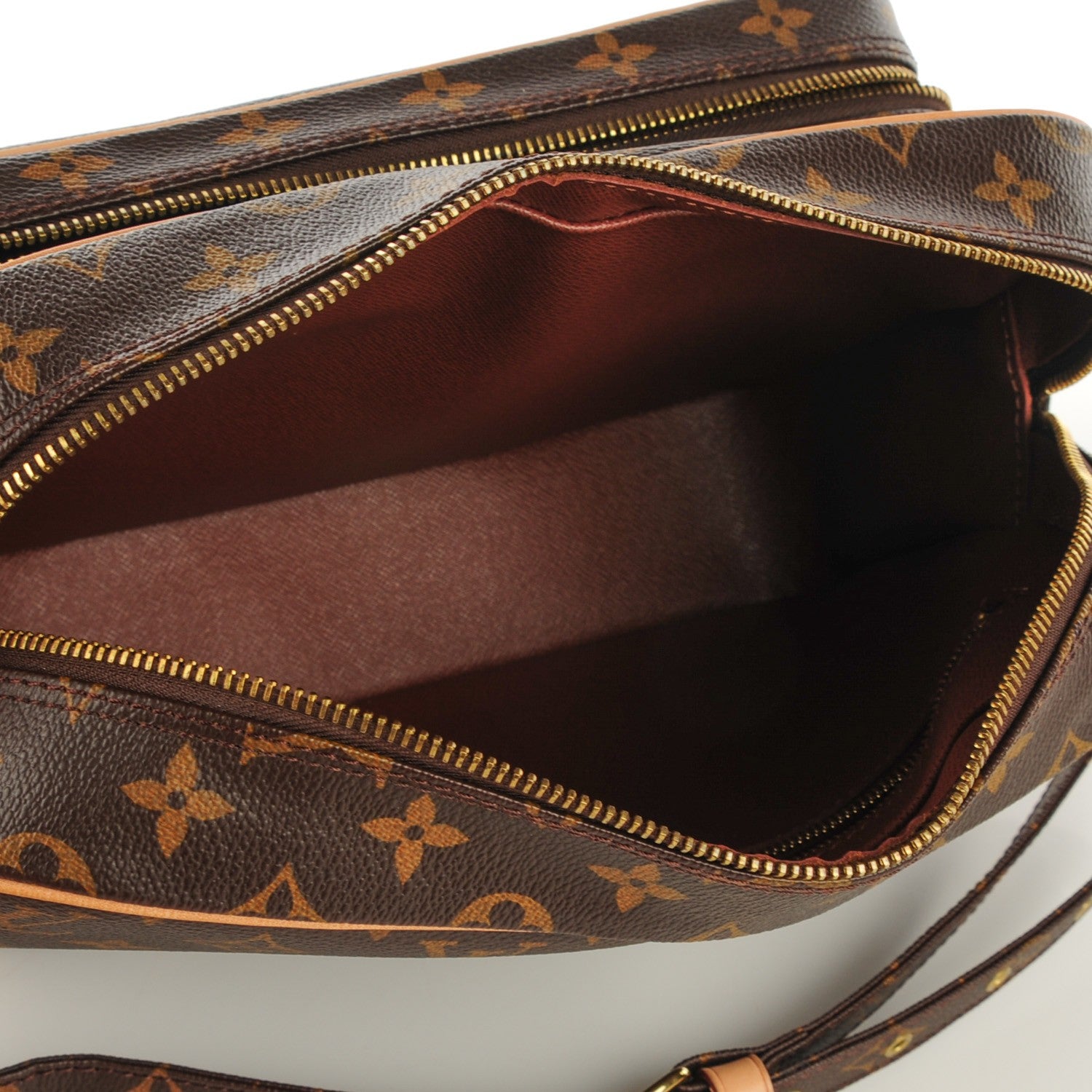 Louis Vuitton Monogram Nil 28 5 of 7