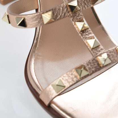 Valentino Garavani Metallic Pebbled Calfskin Rockstud 90mm City Sandals 39 Rame 12 of 14