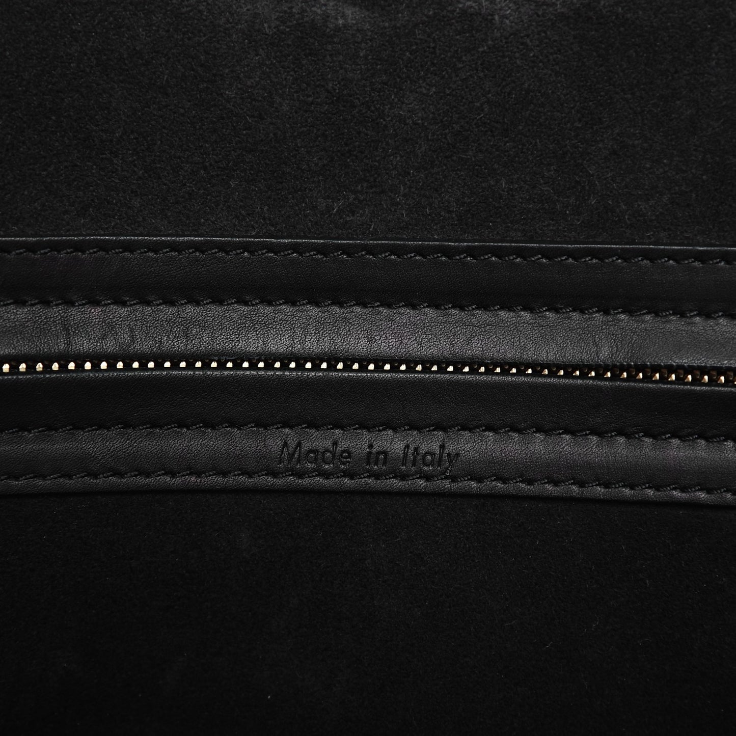 Smooth Calfskin Medium Phantom Luggage Black