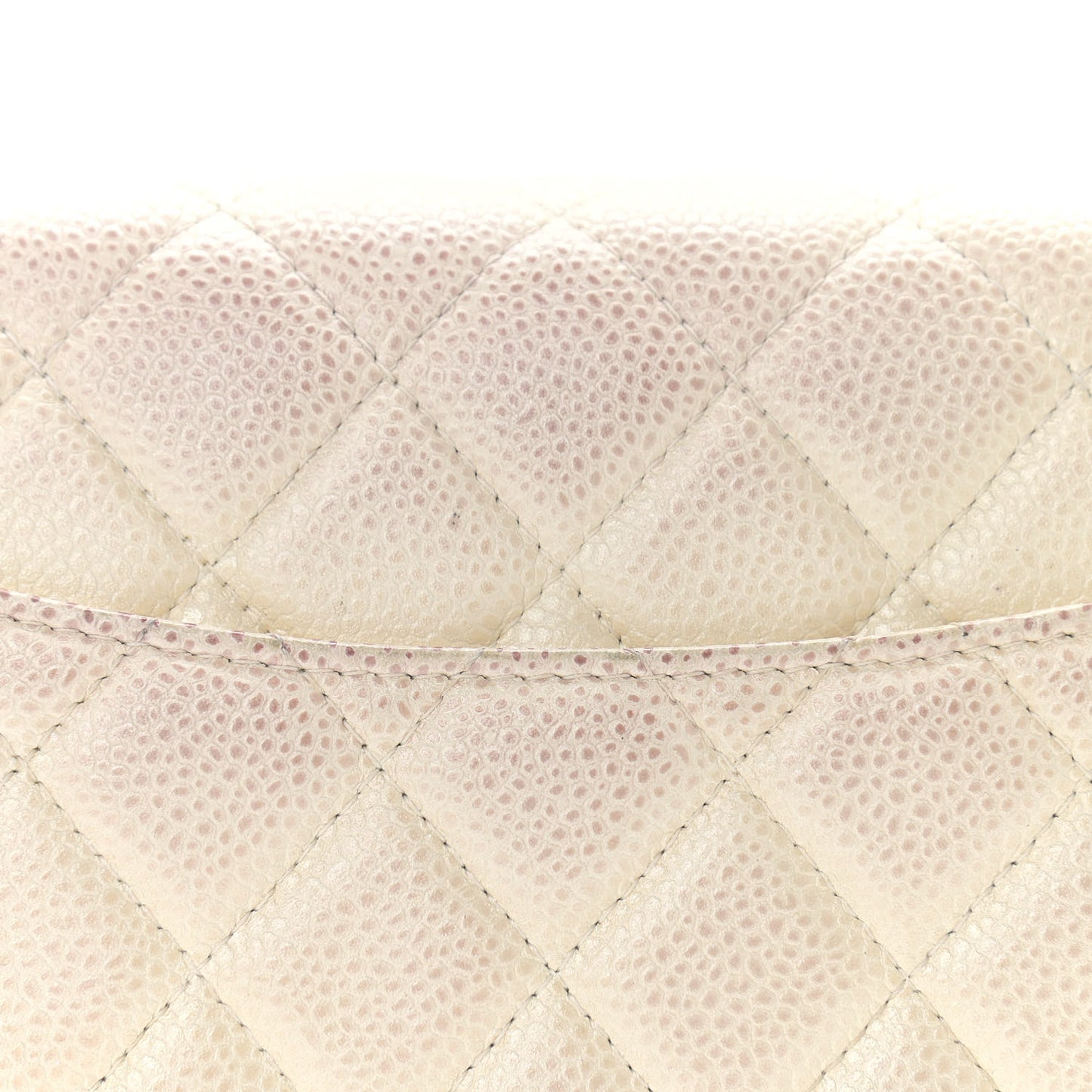 Iridescent Caviar Quilted Wallet On Chain WOC Ivory