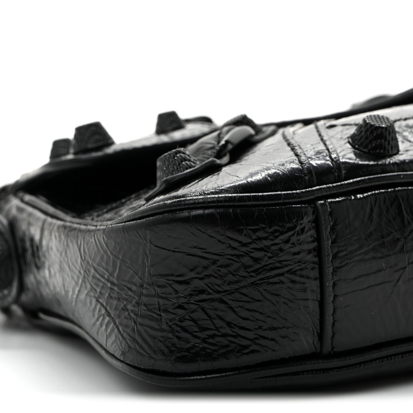 Agneau Arena Monochrome Small Le Cagole Sling Bag Black