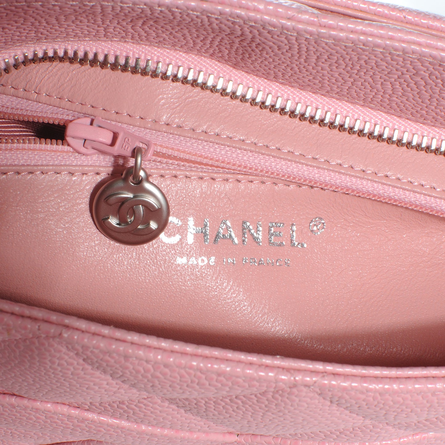 Caviar Medallion Tote Pink