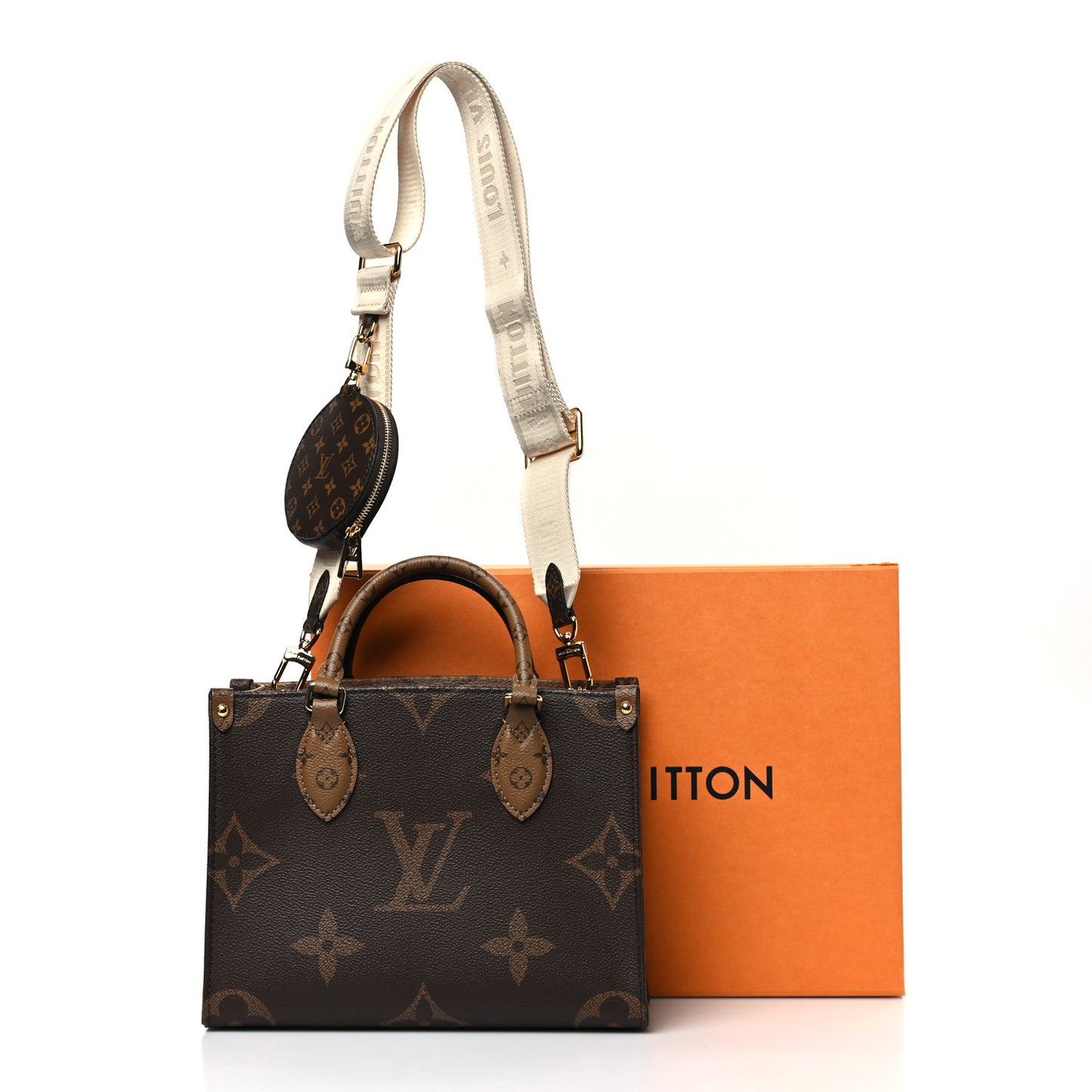 Reverse Monogram Giant Onthego PM