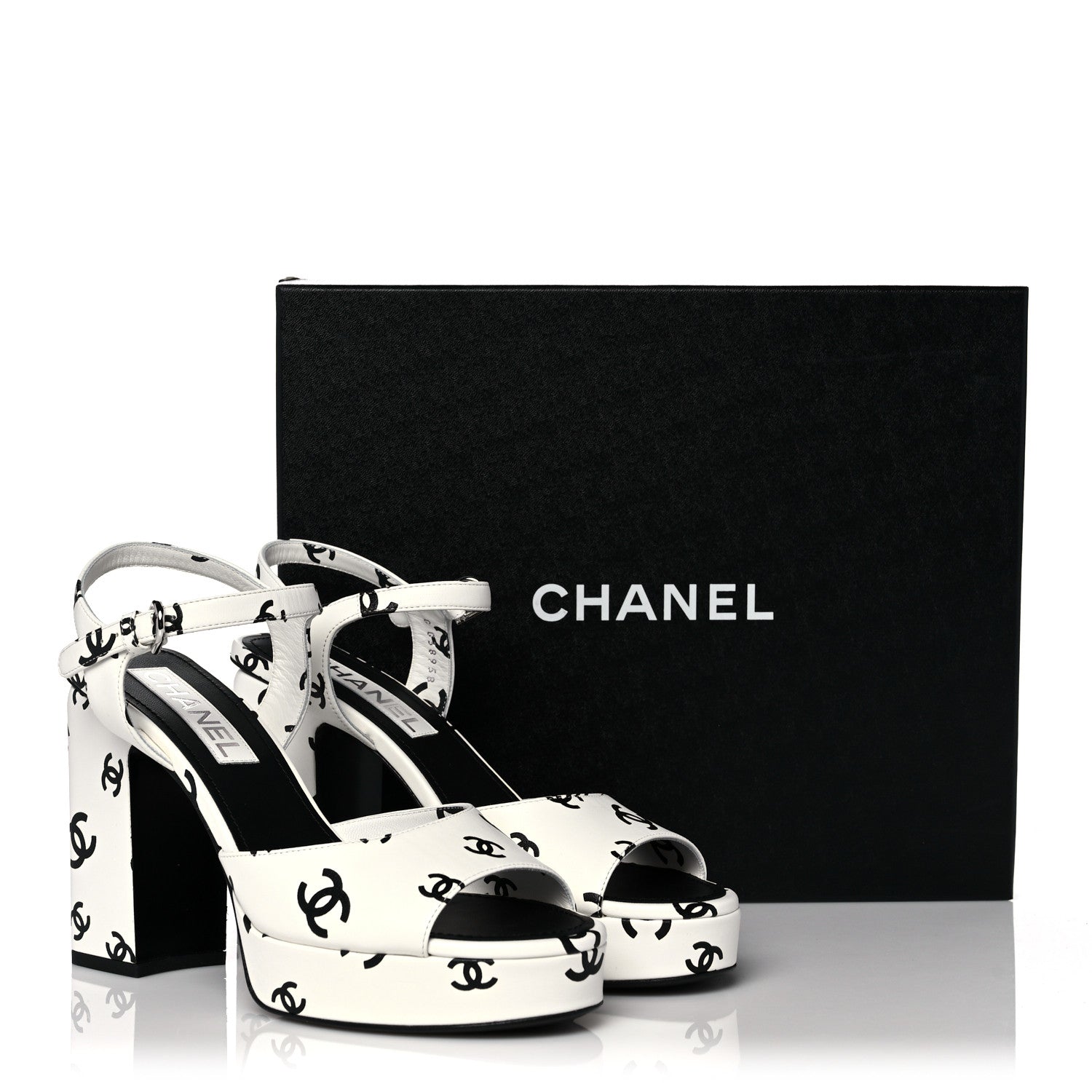 Chanel Printed Lambskin Coco Beach Platform Sandals 39 White Black 10 of 10