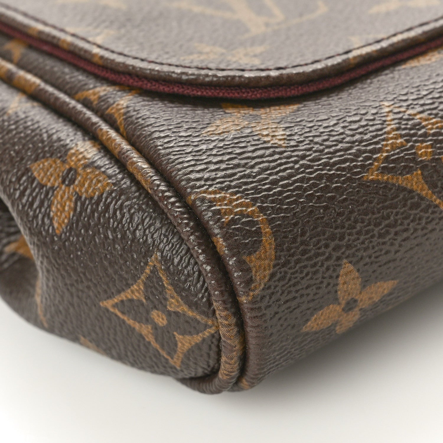 Louis Vuitton Monogram Favorite MM 9 of 12