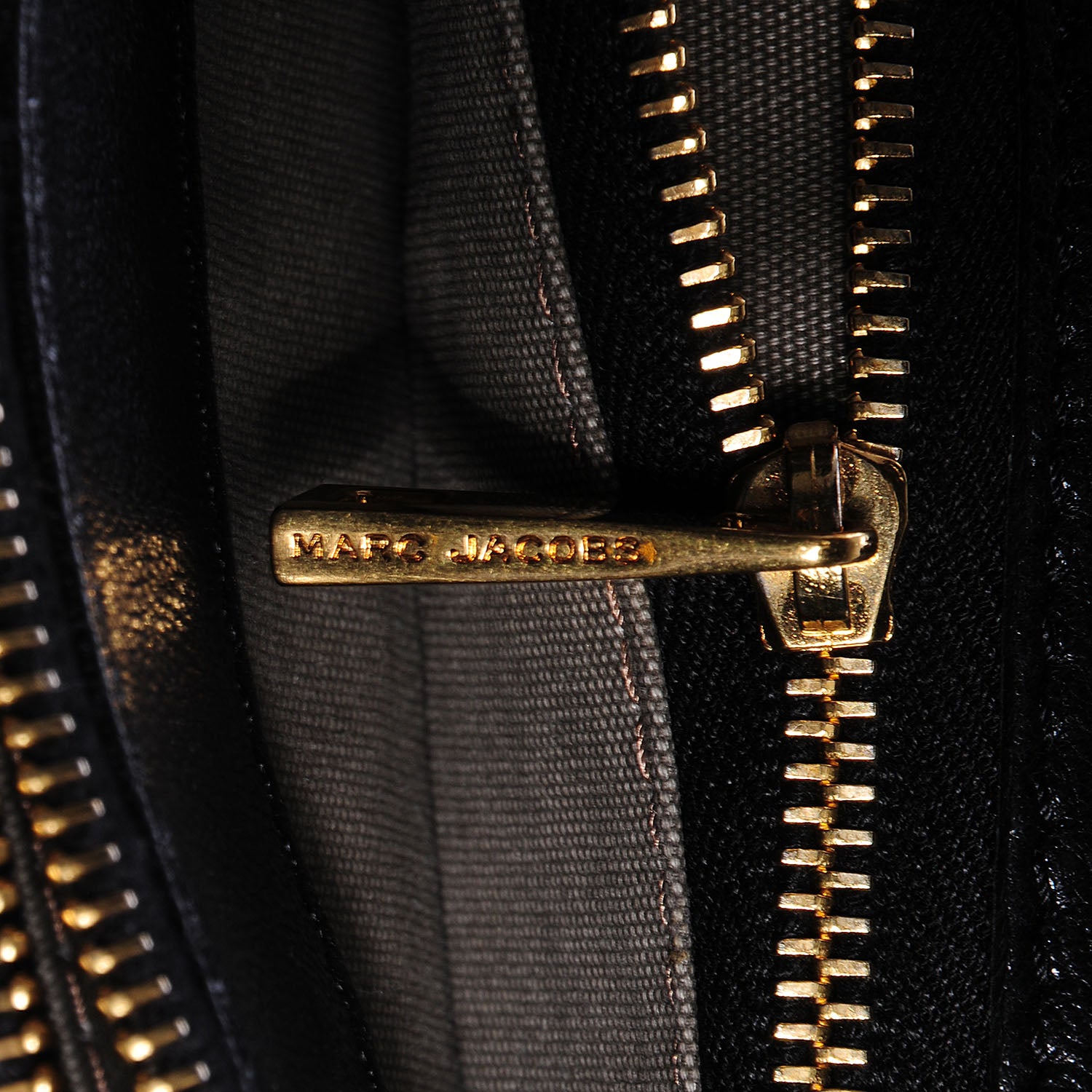 Marc Jacobs Lacquered Lambskin The Large Single Flap Black 9 of 9
