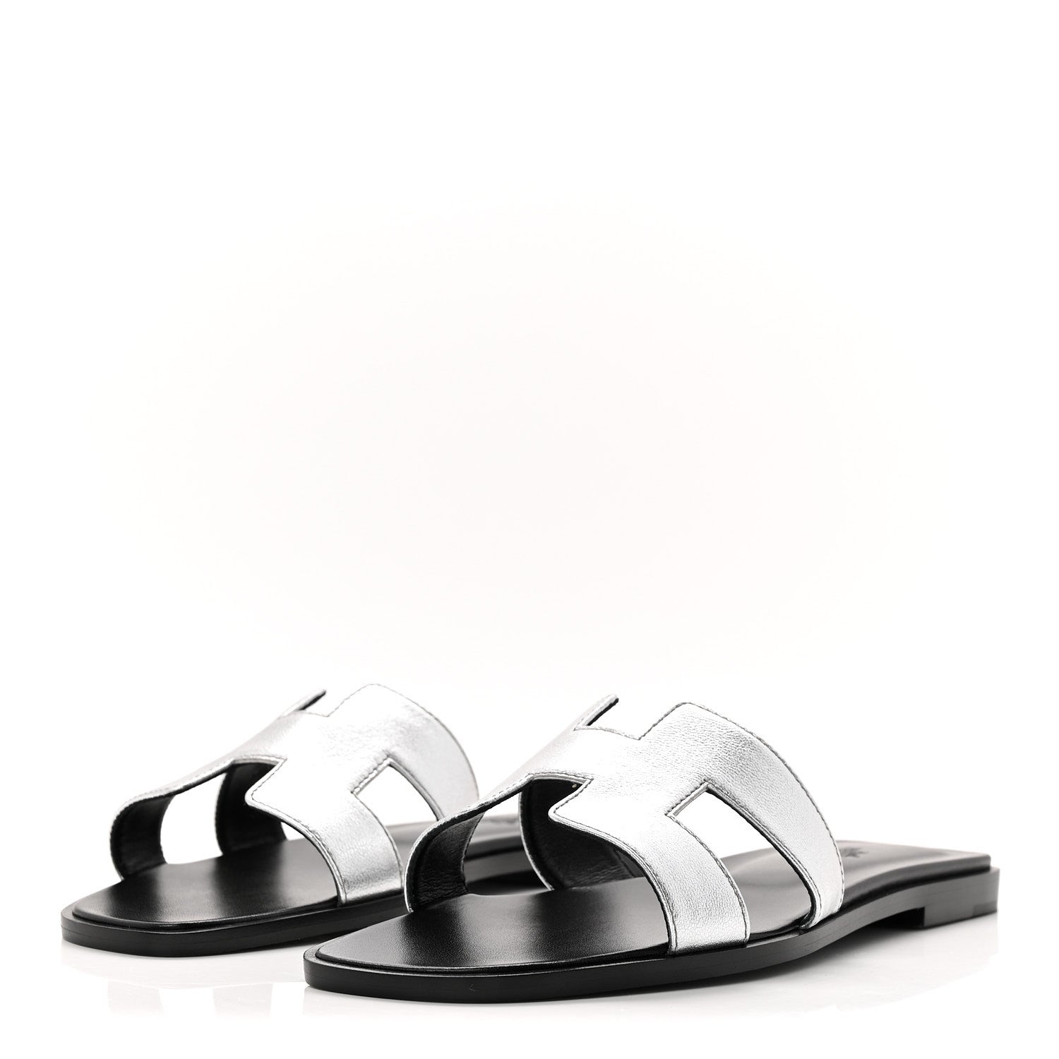 Hermes Metallic Chevre Oran Sandals 38.5 Gris Argente 3 of 9