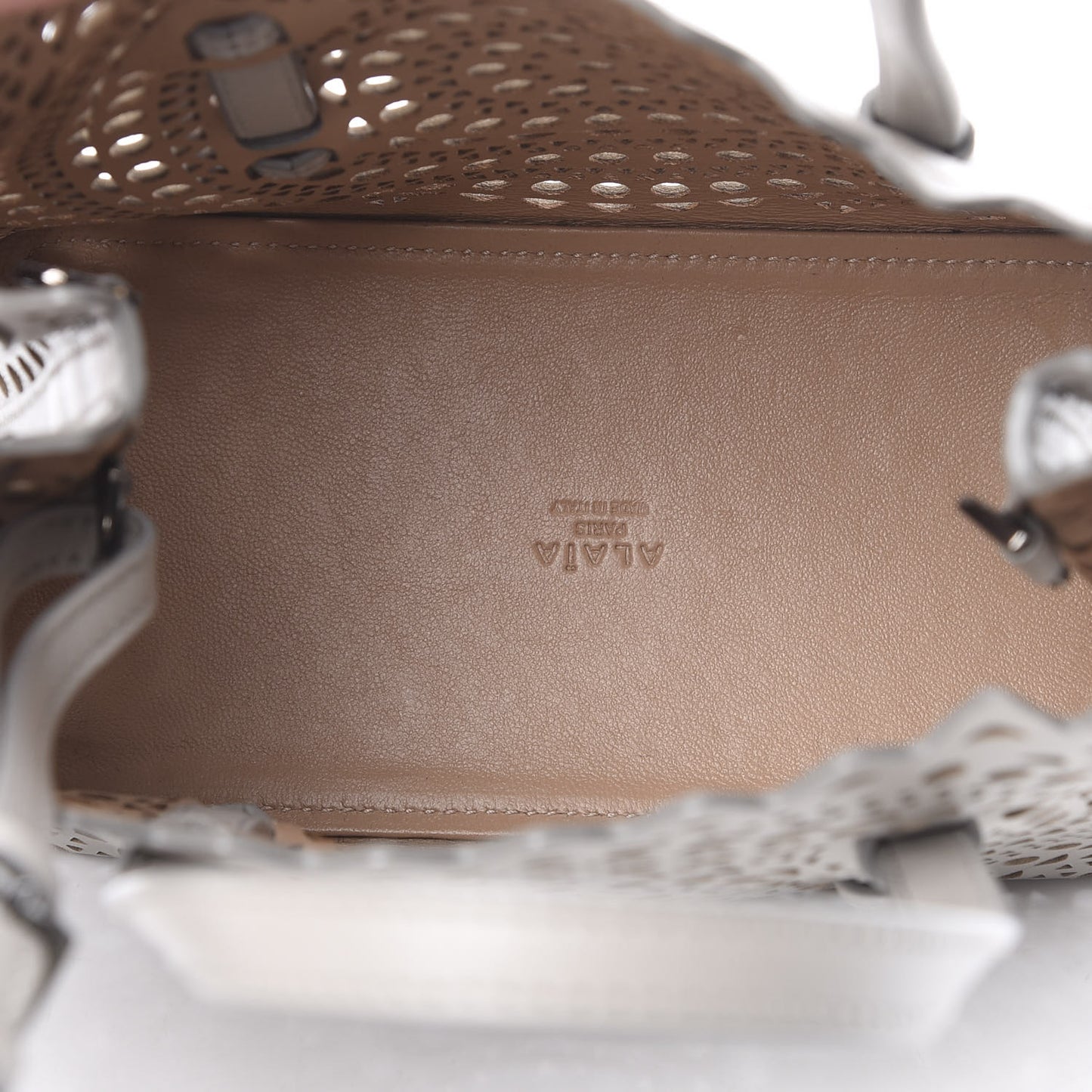 Calfskin Vienne Mina 25 Bag Perle
