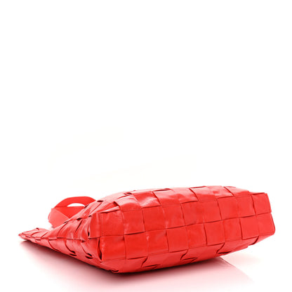 Bottega Veneta Calfskin Maxi Intrecciato Cassette Tote Nail Polish 5 of 11