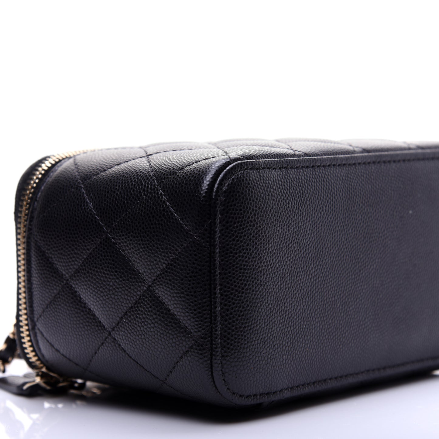 Caviar Quilted Small Vanity Case With Chain Black