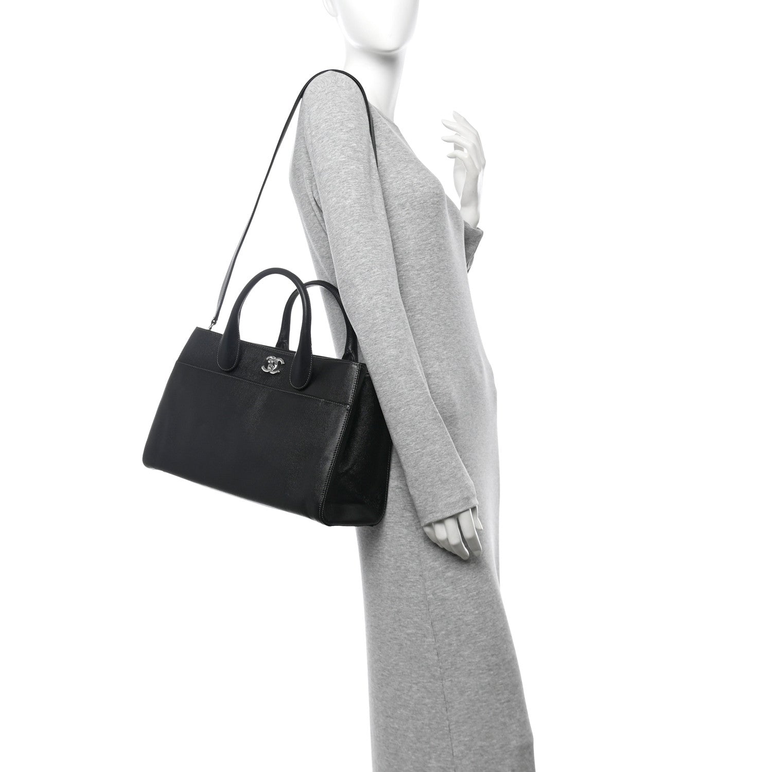 Chanel Caviar Medium Cerf Executive Shopper Tote Black 2 of 11