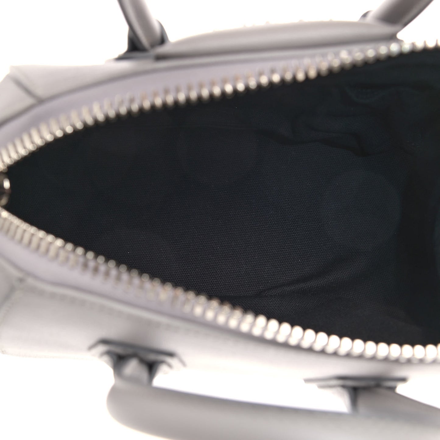 Sugar Goatskin Mini Antigona Pearl Grey