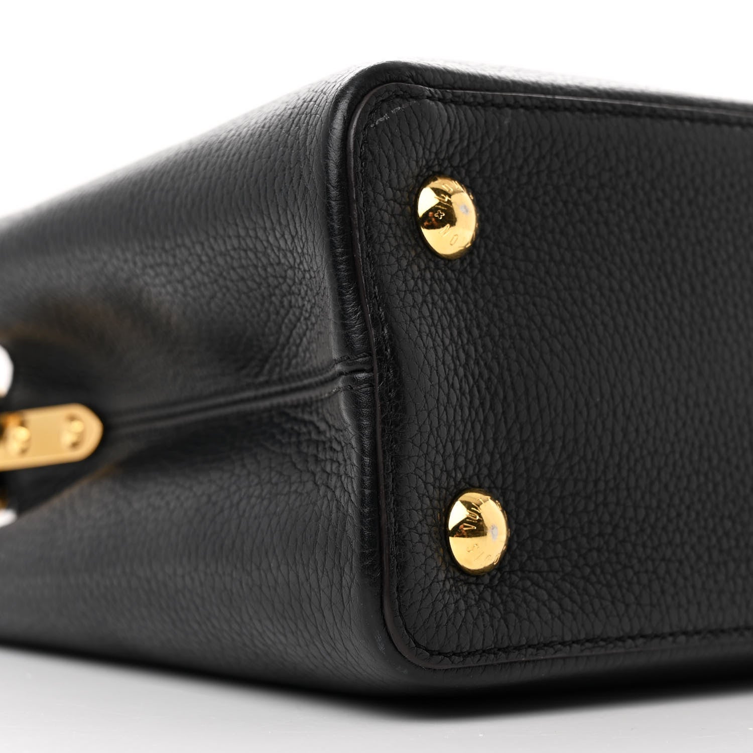 Louis Vuitton Taurillon Capucines PM Black 9 of 11
