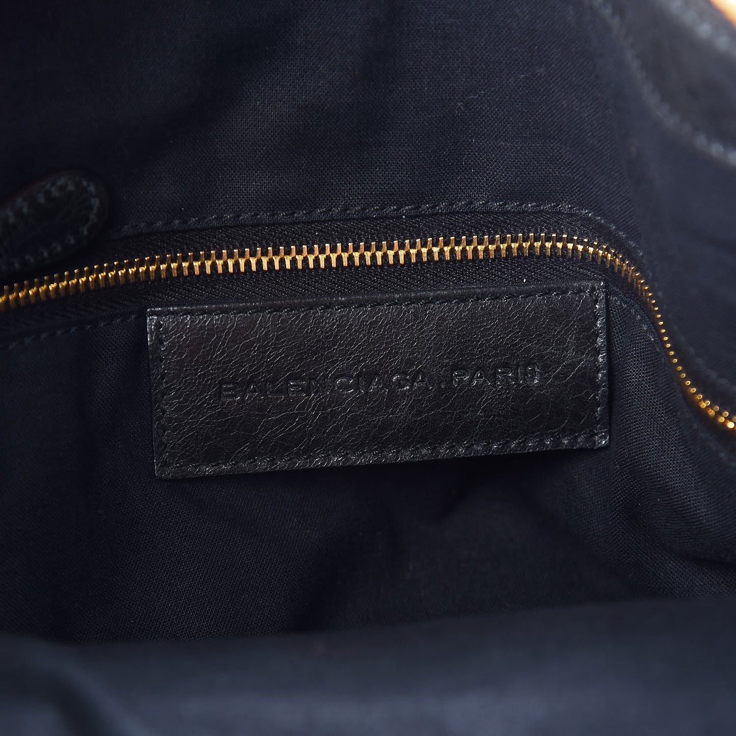 Agneau Giant 21 Gold Hardware Work Black