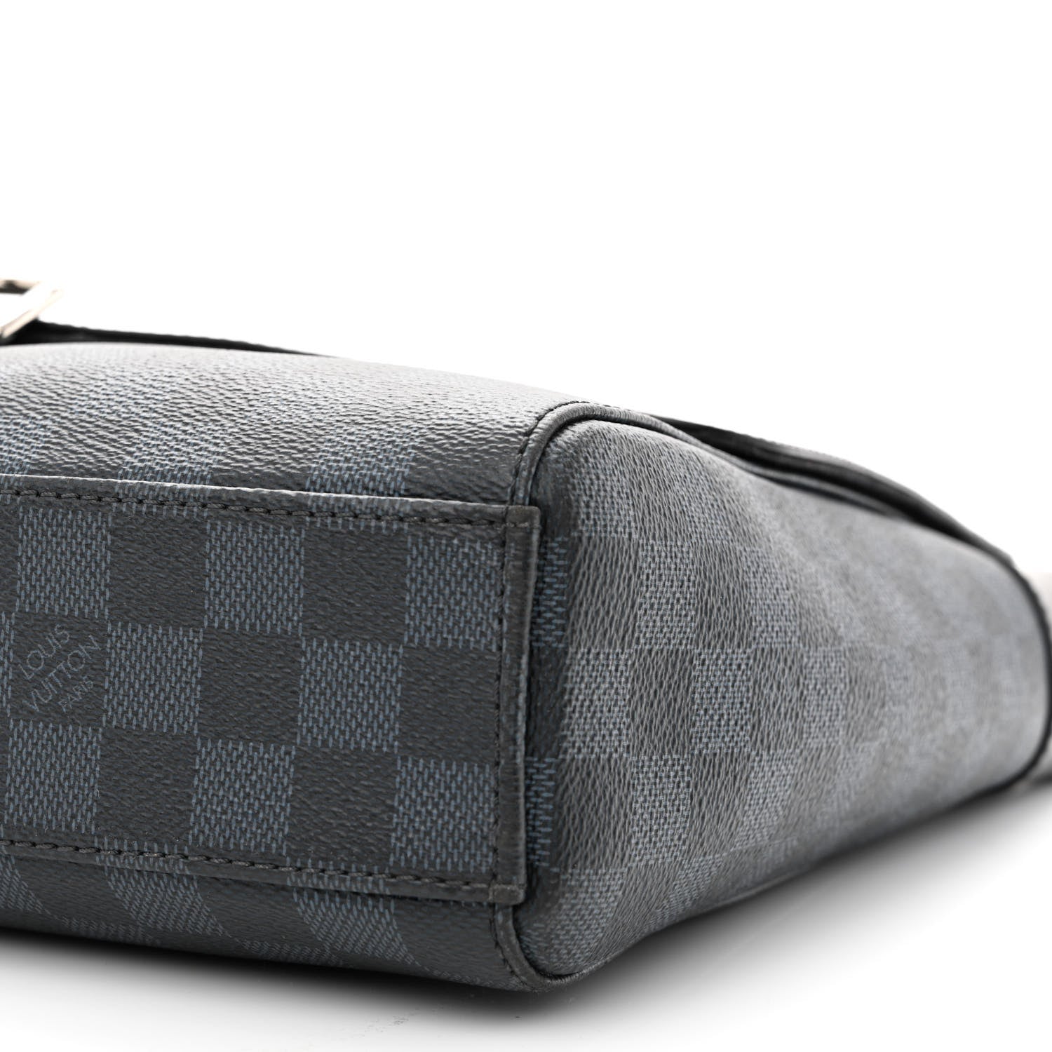Louis Vuitton Damier Cobalt Newport Messenger MM 10 of 12