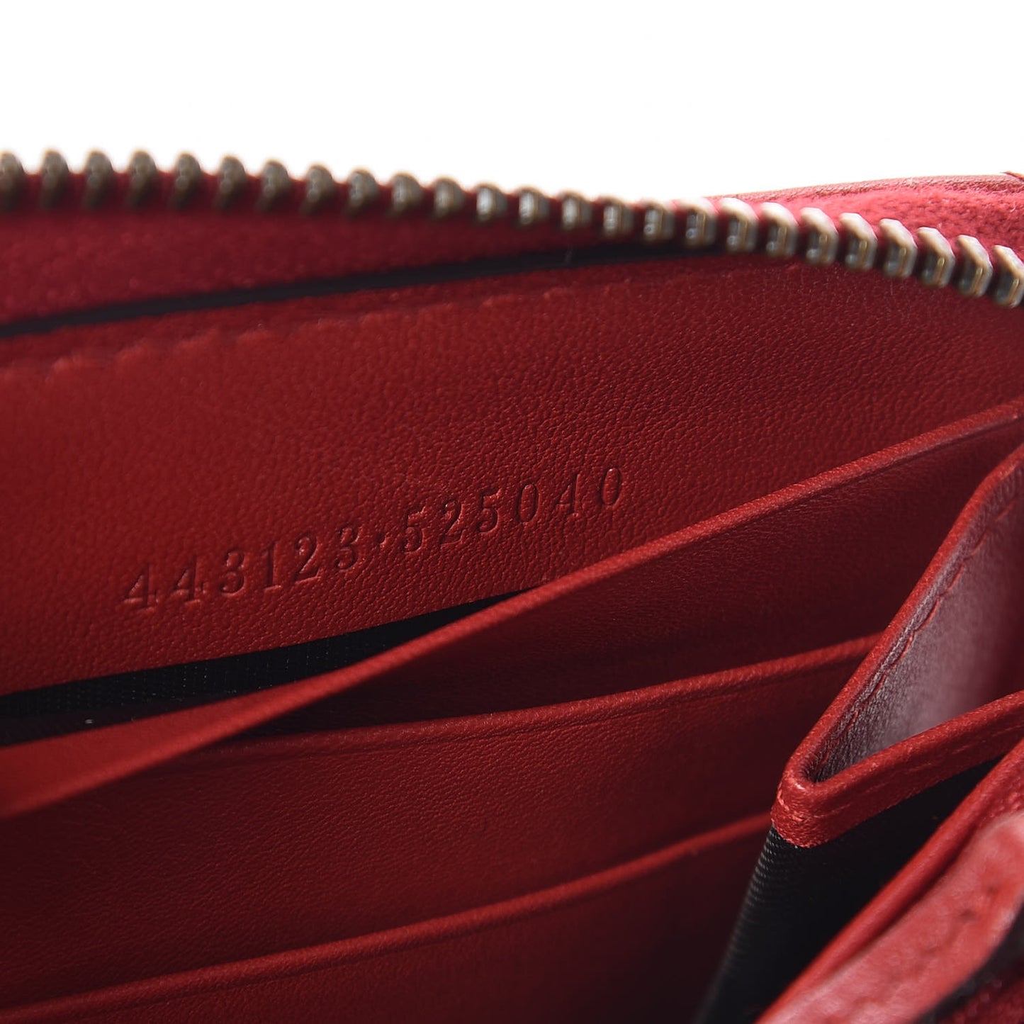 Calfskin Matelasse GG Marmont Zip Around Wallet Hibiscus Red