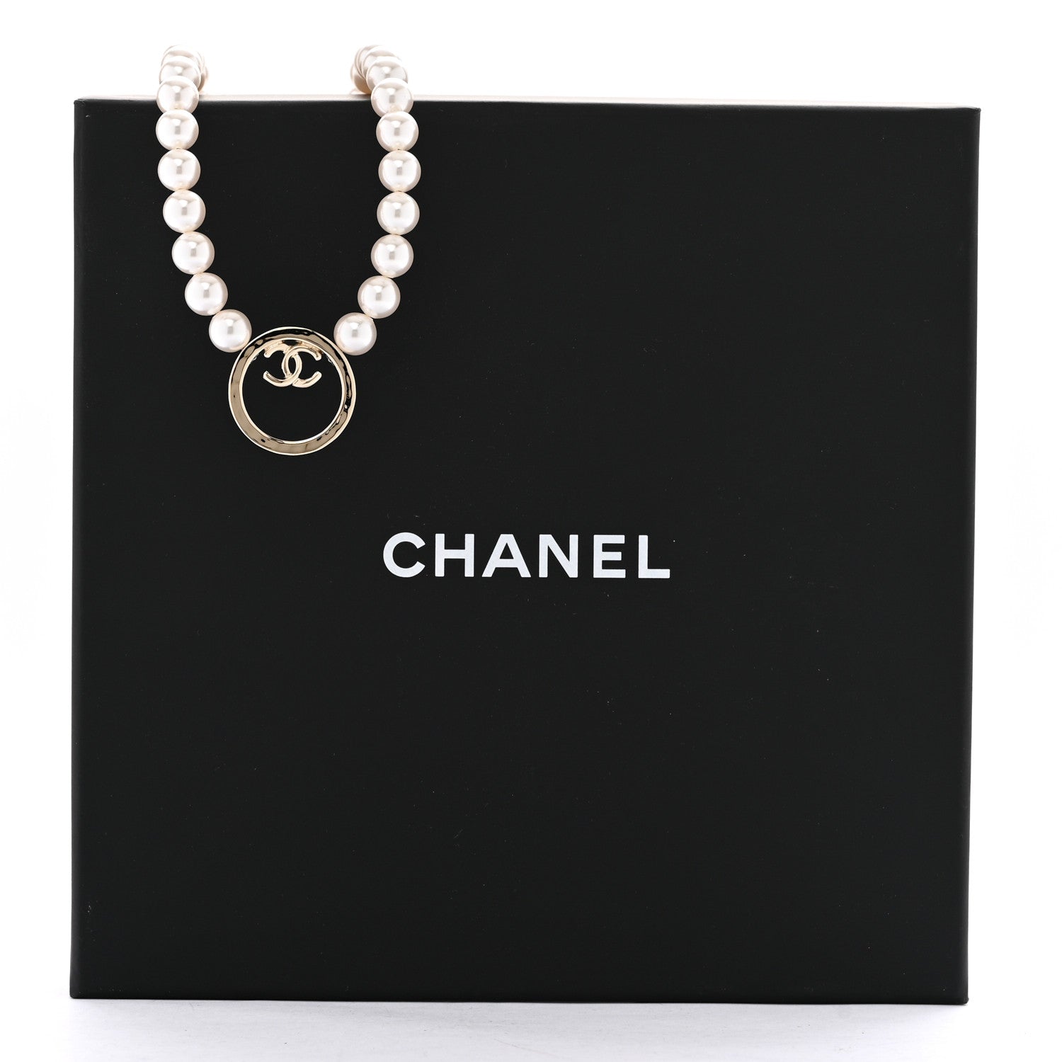 Chanel Pearl CC Round Long Necklace Gold White 6 of 6