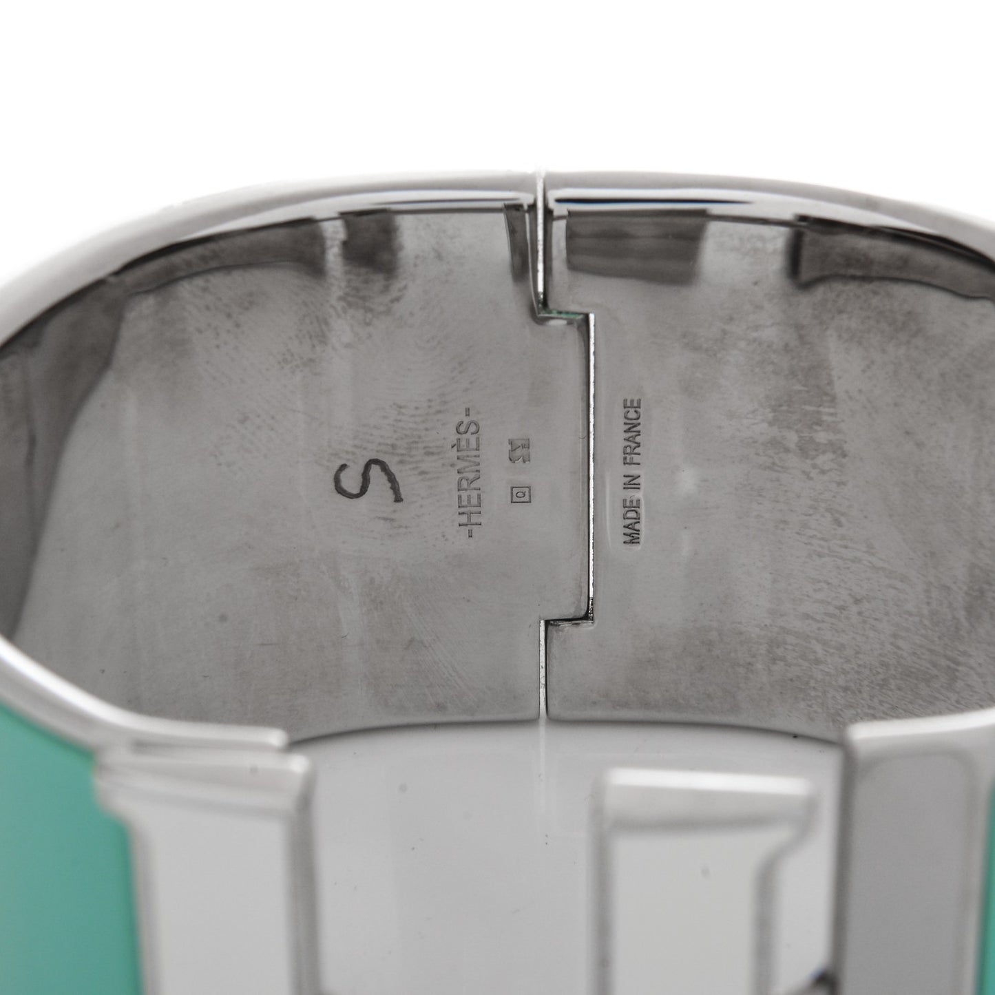 Enamel Extra Wide Clic Clac H Bracelet PM Lagon White