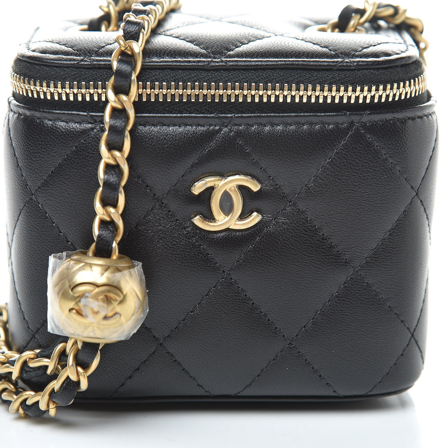 Lambskin Quilted Pearl Crush Box With Chain Black