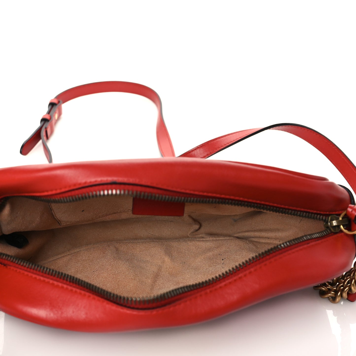 Calfskin Matelasse Small GG Marmont Chain Shoulder Bag Hibiscus Red
