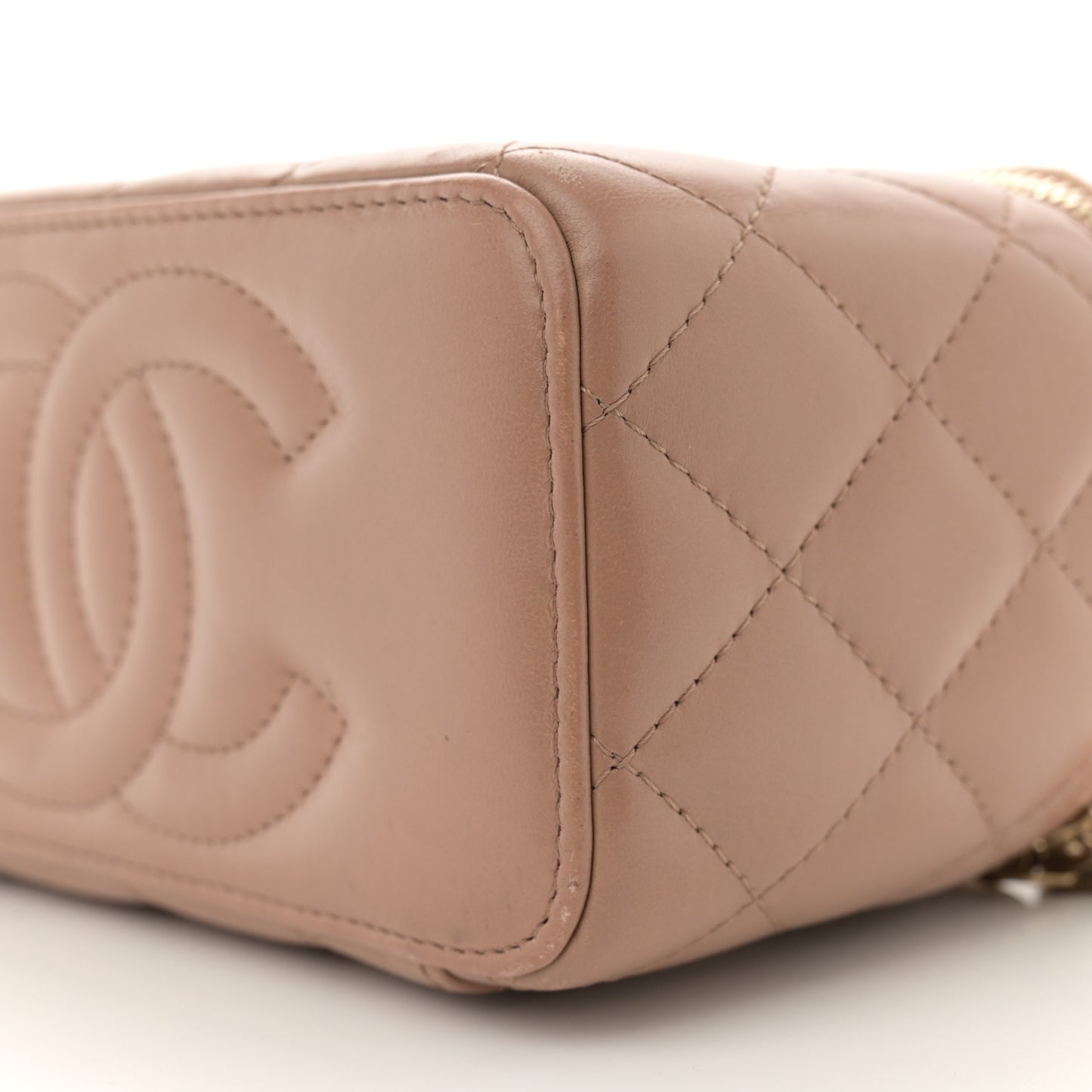 Lambskin Quilted Small Pillow Crush Vanity Case With Chain Beige