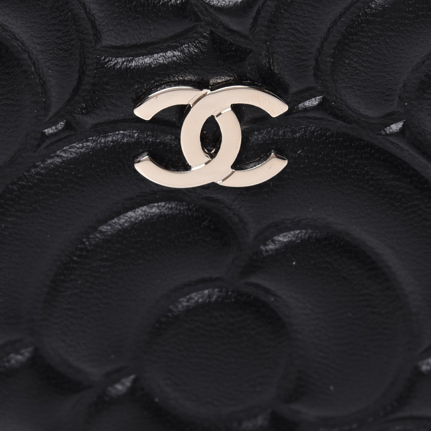 Lambskin Camellia Embossed Mini Vanity Case With Chain Black