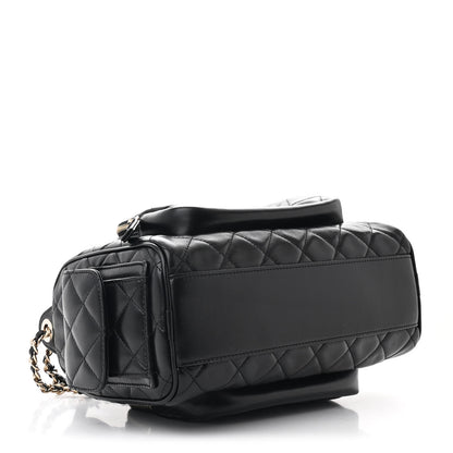 Chanel Shiny Crumpled Lambskin Quilted Medium Preppy Pocket Camera Case Black 4 of 10