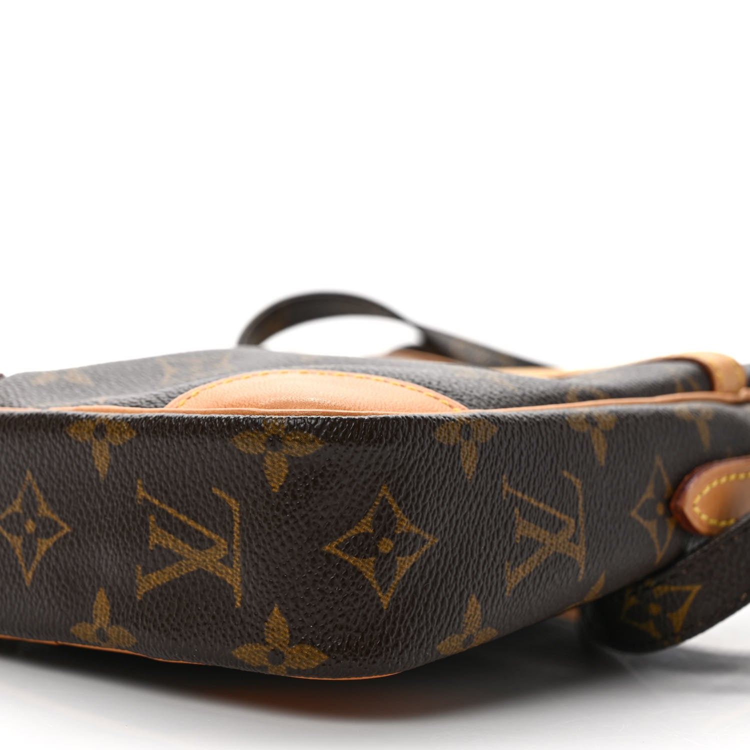 Louis Vuitton Monogram Danube 21 8 of 8