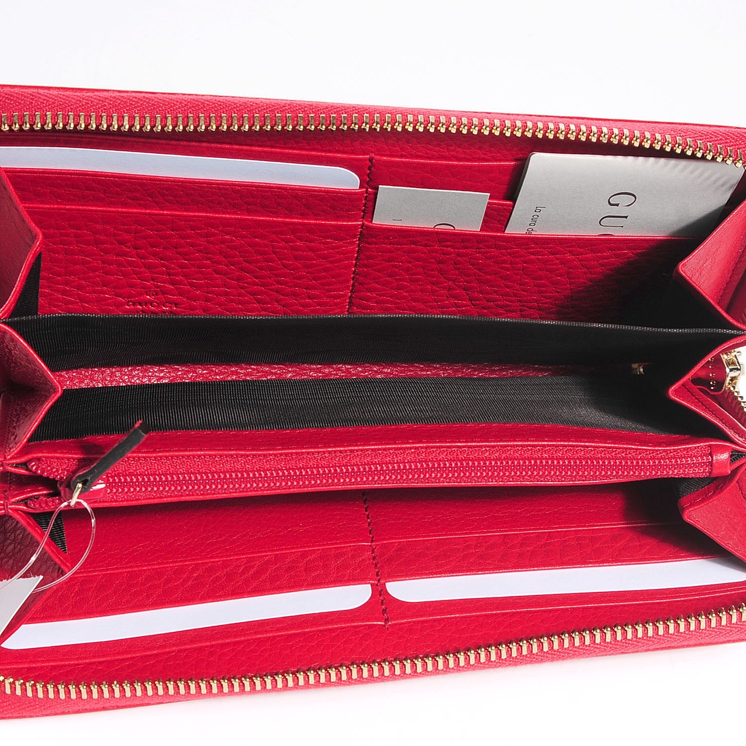 Gucci Pebbled Calfskin Soho Zip Around Wallet Tabasco Red 6 of 8