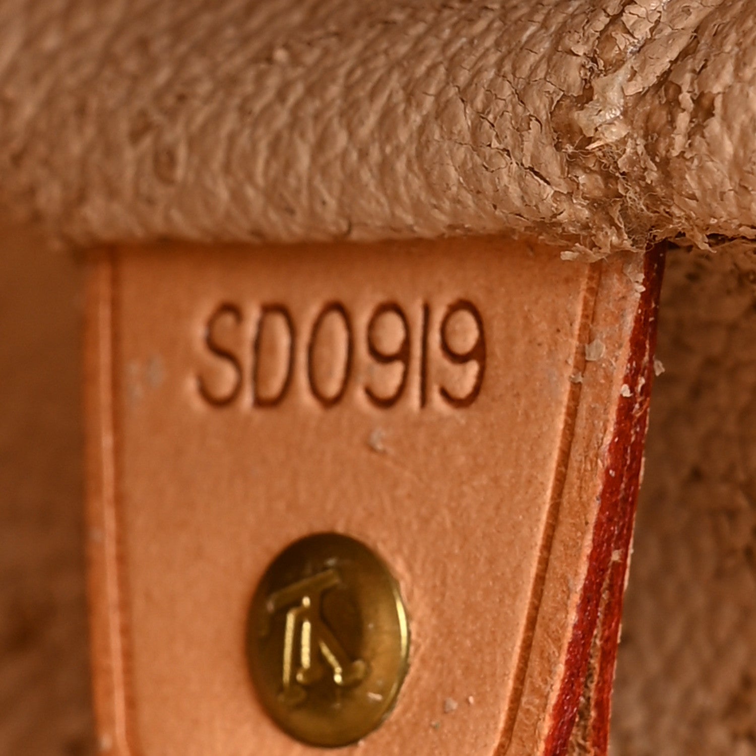 Louis Vuitton Monogram Petit Bucket 23 9 of 21