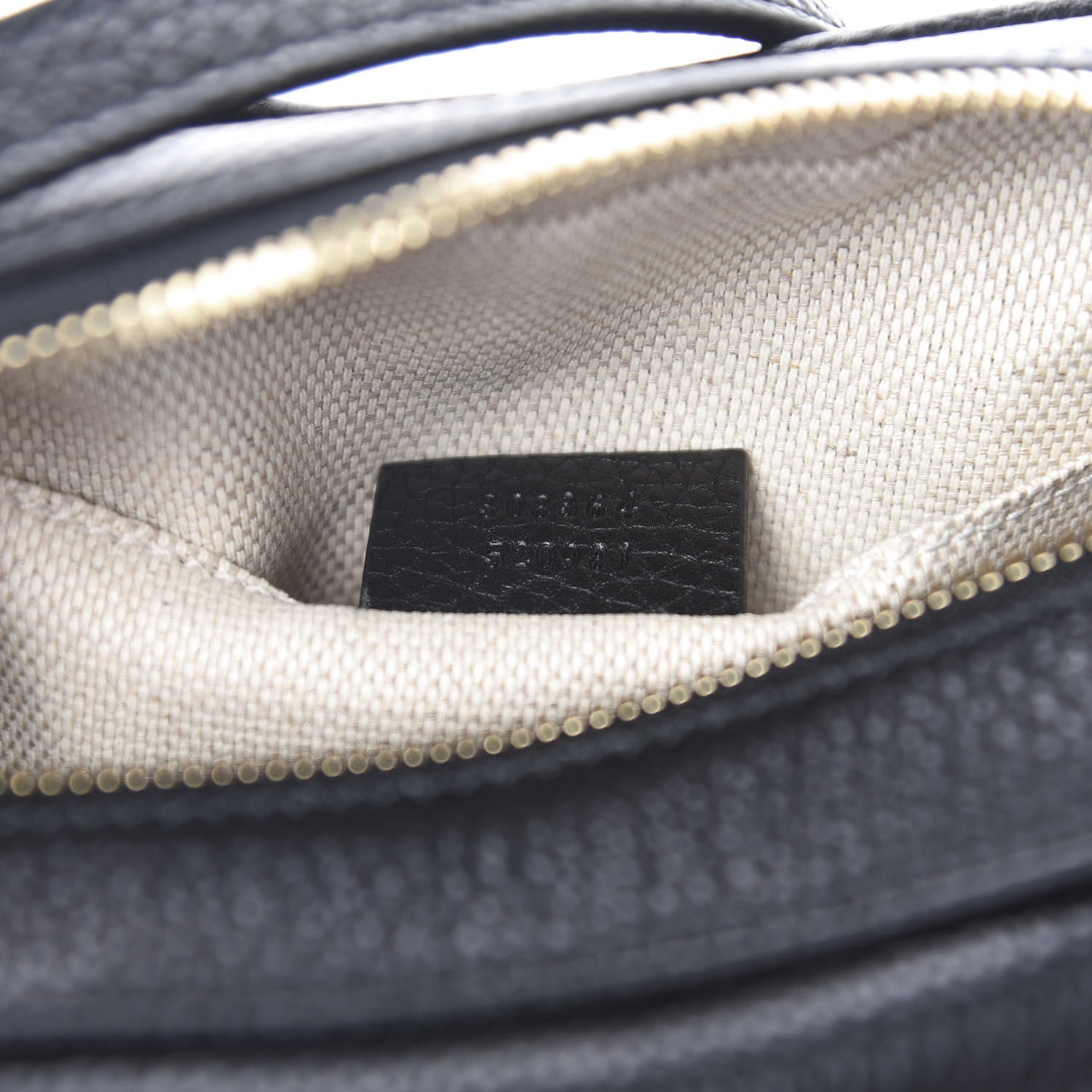 Gucci Pebbled Calfskin Small Soho Disco Bag Black 7 of 10