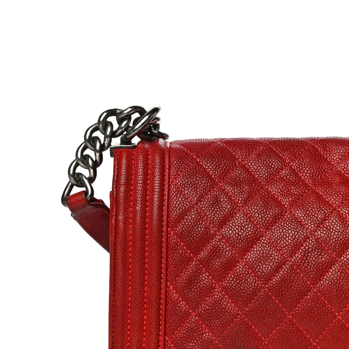 Caviar Quilted Medium Boy Flap Red