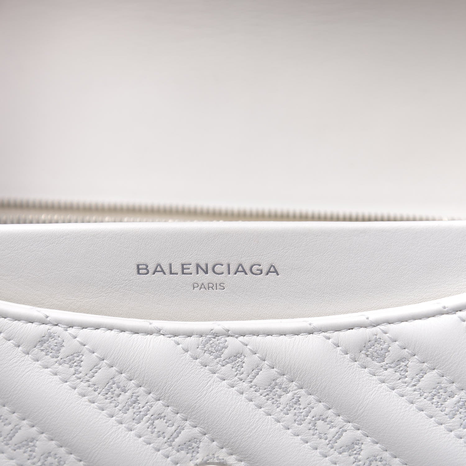 Balenciaga Calfskin Logo Matelasse M BB Chain Shoulder Bag Blanc Neige 6 of 11