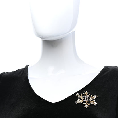 Chanel Crystal Pearl Hearts CC Brooch Gold 2 of 4